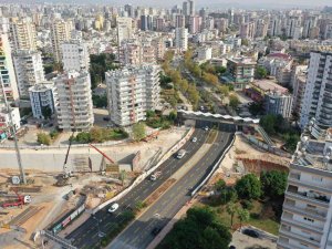 Mersin’de 2. Çevre Yolu Üzeri Trafiğe Açıldı