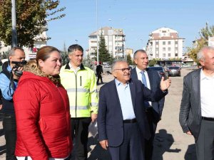 Başkan Büyükkılıç’tan Yol Yapım Çalışmalarına Yakın Takip