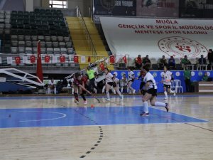 Hokey Kadınlar Salon 1. Lig’i Muğla’da Başladı
