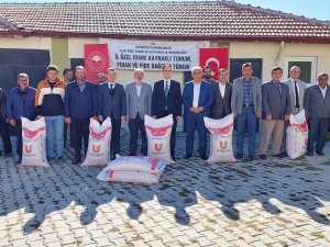 Hisarcık’ta Çiftçilere Yüzde 50 Hibeli 40 Ton Arpa Ve Buğday Tohumu Dağıtıldı