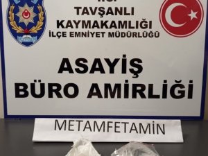 Tavşanlı’da Üzerinde Uyuşturucu Bulunduran Kişi Tutuklandı