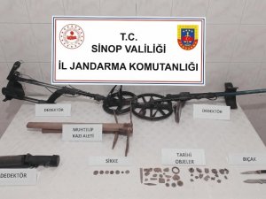 Sinop’ta Kaçak Kazı Yapan 3 Kişi Suçüstü Yakalandı