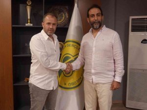 Darıca Gençlerbirliği, Nazım Gülay İle Yollarını Ayırdı