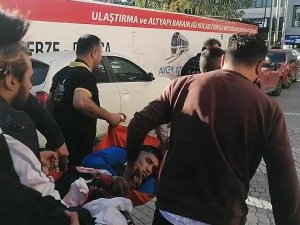 Motosikletiyle Seyir Halindeyken Bıçaklandı