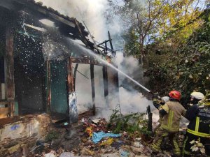 Bursa’da Tarihi Bina Küle Döndü