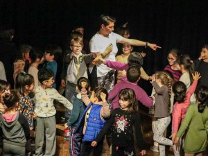 Yalova Belediyesi’nin Drama Eğitimleri Başladı