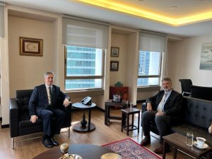 Rektör Polat Malezya’da Görüşmeler Yaptı