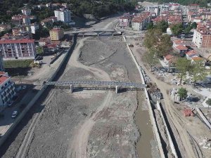 Dsi̇’den Ezine Çay’ında Hümmalı Çalışma