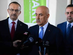 Bakan Vahit Kirişçi’den ’Tahıl Koridoru’ Açıklaması