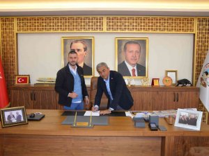 Koçarlı’nın İlk Doğalgaz Abonesi Başkan Kaplan Oldu