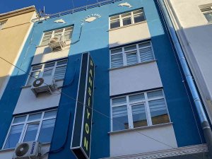 45 Yaşındaki Eski Polis Pansiyonda Ölü Bulundu