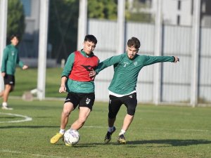 Bursaspor’da Düzcespor Maçı Hazırlıkları Devam Ediyor