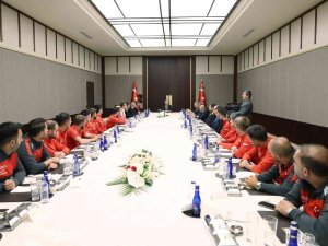 Cumhurbaşkanı Erdoğan, Türkiye Ampute Futbol Millî Takımı’nı Kabul Etti