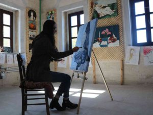 Zanaatkarlar Çarşısı’nda Ahi Evran’ın İç Dünyasını Resmedecek