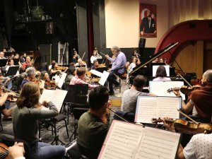 "Korona Virüs" Konçertosu