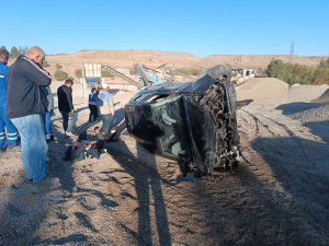 Adıyaman’da Otomobil Şarampole Devrildi: 1 Yaralı