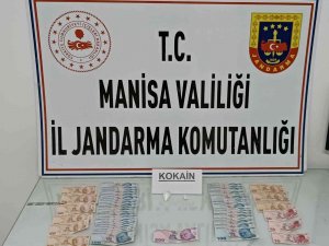 Manisa’da Durdurulan Otomobilden Kokain Çıktı