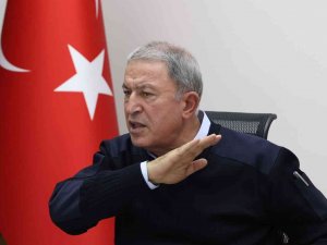 Bakan Akar, Pençe-kilit Operasyonu’na Katılan Birliklerin Komutanlarıyla Toplantı Yaptı