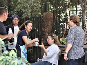 Kızartma Yaparken Çıkan Yangını Havlu İle Söndürmek İstedi, Kendisini Dışarı Güçlükle Attı