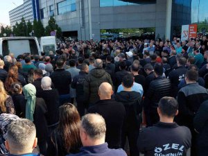 Kalbine Yenilen Güvenlik Görevlisine Tören