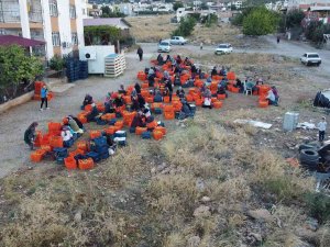 Bu Meyvenin Kurusu Yaşından 10 Kat Pahalıya Satılıyor