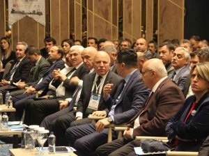 Her Yönüyle Kentsel Dönüşüm Ve Akıllı Şehir Zirve Toplantısı Gerçekleştirildi
