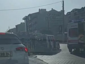 Ak Parti Erdek Heyeti Toplantıya Giderken Kazada Yaralandı
