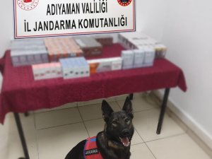 Erzak Dolabında Kaçak Sigaralar Ele Geçirildi