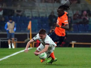 Uefa Avrupa Konferans Ligi: Medipol Başakşehir: 2 - Hearts: 0 (İ̇lk Yarı)