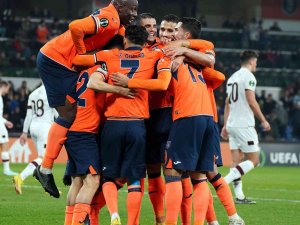 Uefa Avrupa Konferans Ligi: Medipol Başakşehir: 3 - Hearts: 1 (Maç Sonucu)