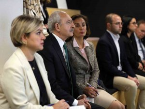 Chp Lideri Kılıçdaroğlu, Londra’da Yatırım Şirketi Blenheim Chalcot’ı Ziyaret Etti