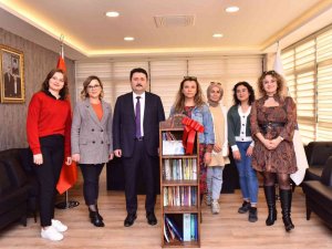 Başkan Avcı’dan Çekilişle Kütüphane Hediyesi