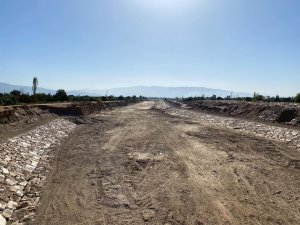 Mergen Çayı’nda Çalışmalar Devam Ediyor