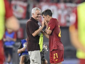 Mourinho Ve Sarri İ̇talya’nın Dev Derbisinde Karşı Karşıya