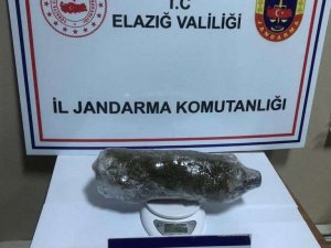 Elazığ’da Pet Şişe İçerisine Zulalanmış Esrar Ele Geçirildi