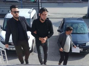 Bıçakla Yaralama Olayına 4 Gözaltı