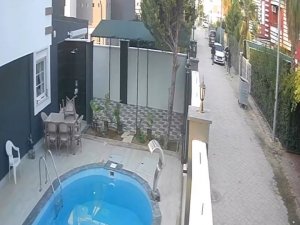 Barışmak İçin Geldiği Arkadaşını Aynı Yerde İkinci Kez Vurarak Silahla Yaraladı
