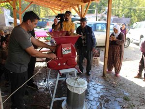 Büyükşehir Makine Hibeleriyle Vatandaşın İşini Kolaylaştırıyor