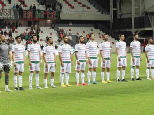 Karşıyaka’da Sakatlıklar Can Sıkıyor