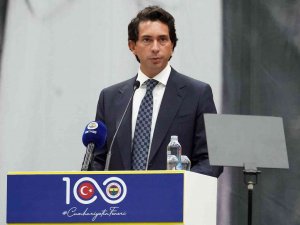 Burak Kızılhan: “Futbol Takımımız Camiamızı Çok Mutlu Eden Bir Performans Gösterdi”