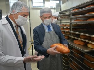 Uşak’ta Öğrenciler Günde 10 Bin Ekmek Üretecek