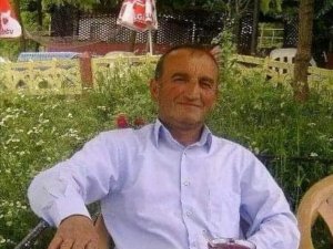 Devrilen Traktörün Altında Kalan Vatandaş Öldü