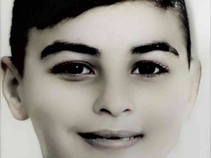 İ̇ple Asılı Halde Bulunan 15 Yaşındaki Çocuk Hayatını Kaybetti