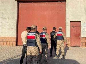 Kilis’te 16 Göçmen Yakalandı, 3 Organizatör Tutuklandı