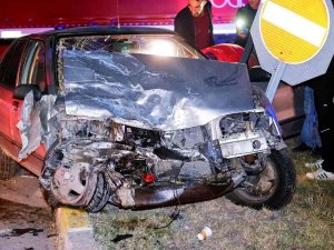 Edirne’de Otomobil İle Tır Çarpıştı: 1 Yaralı