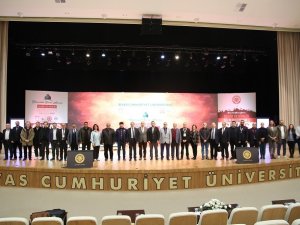 25 Üniversiteden 48 Akademisyen Katıldı