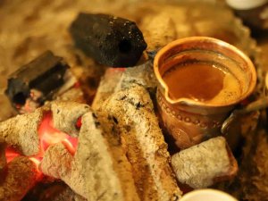 Soğuk Havaların Şifa Deposu: Menengiç Kahvesi