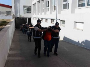 Çete Üyesi Fuhuş İçin Anlaştığı Kadını Gasp Etmiş
