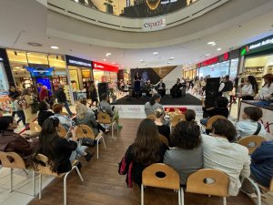 Espark’ta ’Sesim Resim’ Sergisi Açıldı