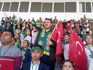 Hilvanlı Çocuklar İlk Defa Tribünde Maç İzledi